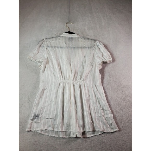 Mossimo Blouse Top Juniors Size Large White Polyester Short Casual Sleeve V Neck - Picture 2 of 6